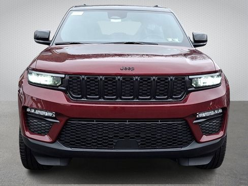 New 2025 Jeep Grand Cherokee Limited AWD/4WD image 2