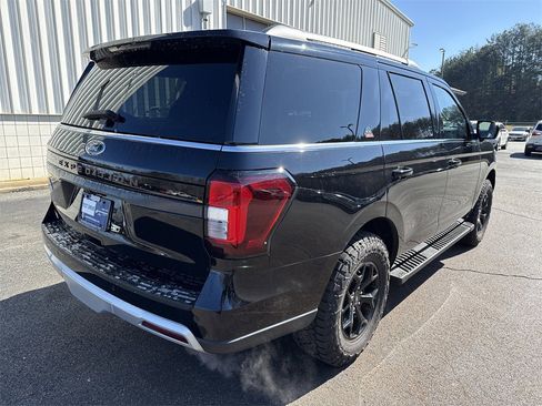 Used 2022 Ford Expedition Timberline image 7