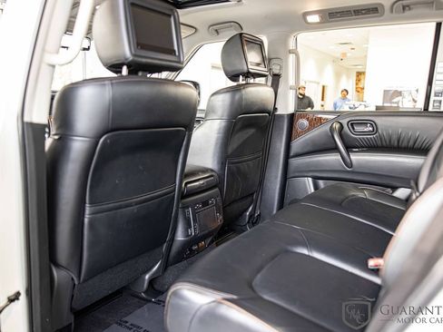 Used 2019 Nissan Armada Platinum AWD/4WD image 37