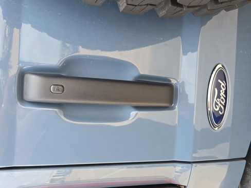 New 2025 Ford Bronco Badlands AWD/4WD image 13