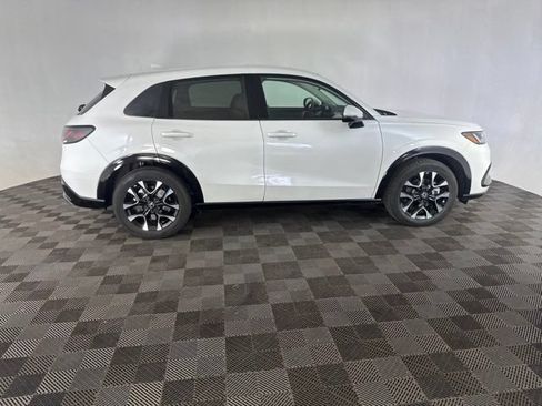 Certified 2026 Honda HR-V EX-L image 4