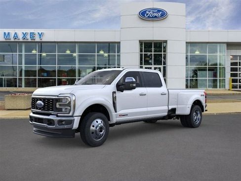 New 2026 Ford F450 Lariat w/ Lariat Ultimate Package image 23