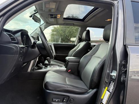 Used 2014 Toyota 4Runner SR5 Premium AWD/4WD image 10