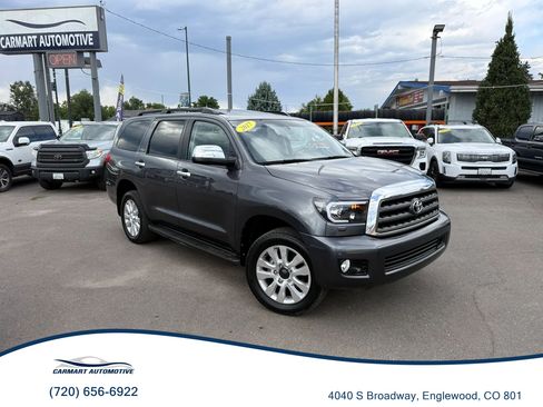 Used 2017 Toyota Sequoia Platinum AWD/4WD image 1
