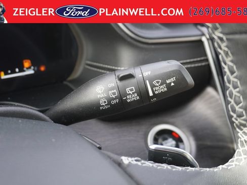 Used 2024 Jeep Grand Cherokee Limited AWD/4WD image 30