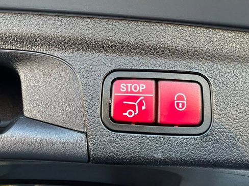 Used 2020 Mercedes-Benz GLE 350 4MATIC image 35