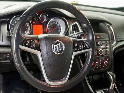 Used 2019 Buick Cascada Premium image 11