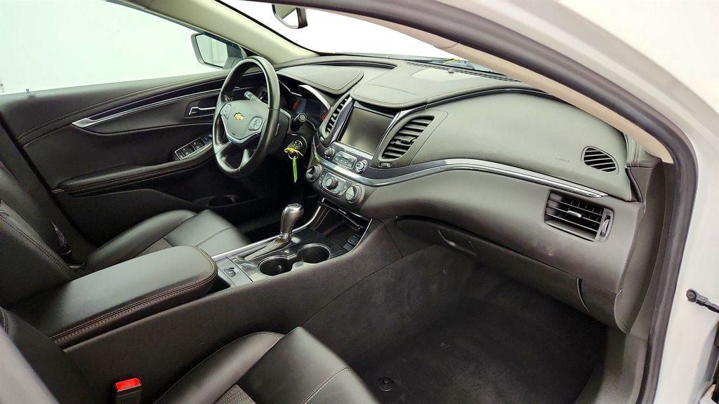 Used 2017 Chevrolet Impala LT w/ Convenience Package FWD image 23