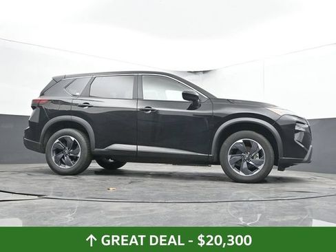 Used 2025 Nissan Rogue SV FWD image 26