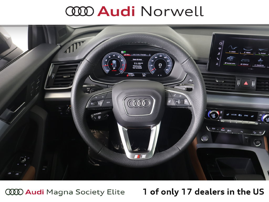 Used 2024 Audi Q5 2.0T Premium Plus w/ Premium Plus Package AWD/4WD image 32