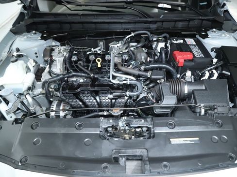 Used 2024 Nissan Altima 2.5 SR w/ SR Premium Package image 41