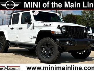 Used 2023 Jeep Gladiator Willys image 1