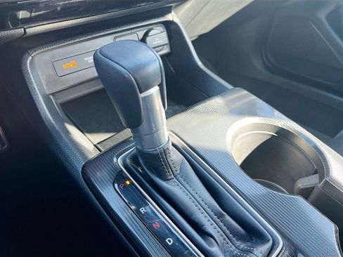 Used 2024 Honda Civic Sport image 16