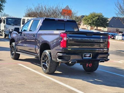 Used 2024 Chevrolet Silverado 1500 LT Trail Boss w/ Convenience Package II image 3