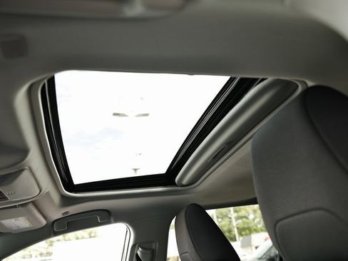 Used 2024 Toyota RAV4 XLE image 20