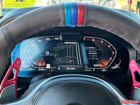 Used 2022 BMW M550i xDrive w/ Dynamic Handling Package AWD/4WD image 23