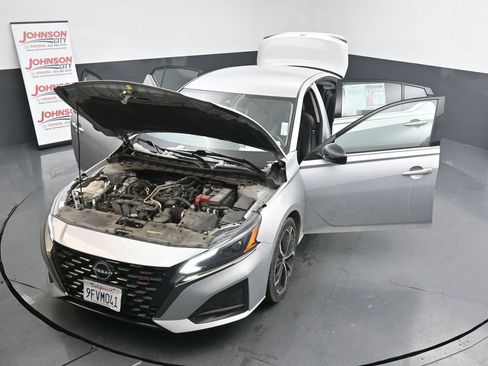 Used 2023 Nissan Altima 2.5 SR image 38