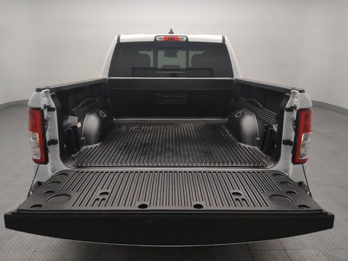 Used 2019 RAM 1500 Big Horn AWD/4WD image 29