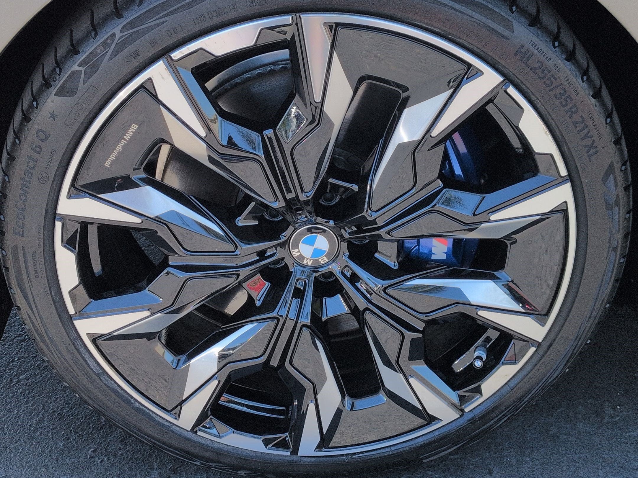 Used 2025 BMW i5 M60 w/ Premium Package AWD/4WD image 13