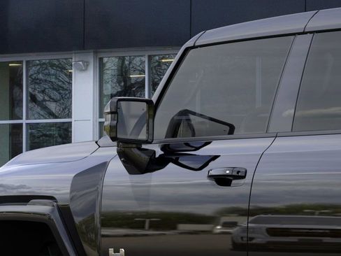 New 2025 GMC Hummer EV 2X image 19