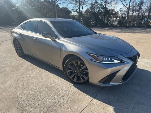 Used 2021 Lexus ES 350 F Sport w/ Accessory Package 2 image 3