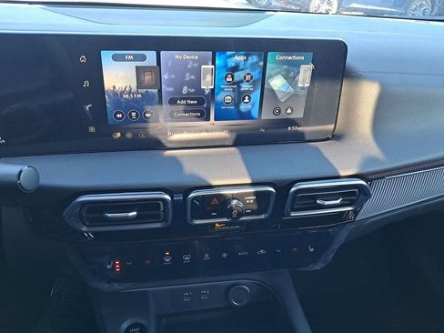 New 2026 Nissan Sentra SV FWD image 19