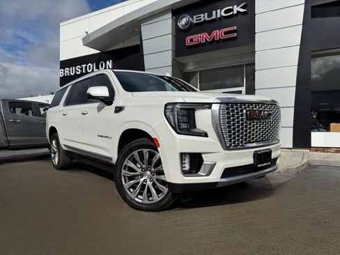 Used 2021 GMC Yukon XL Denali image 3