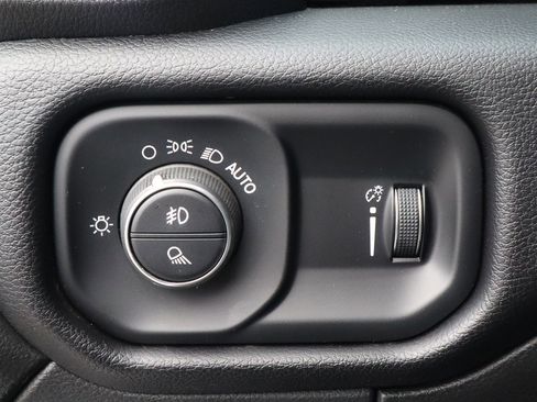 Used 2024 RAM 2500 Big Horn image 19