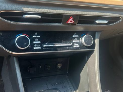 Used 2023 Hyundai Sonata Limited FWD image 12
