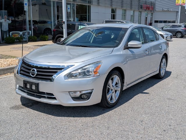 Used 2014 Nissan Altima 2.5 SV w/ Convenience Package FWD image 7
