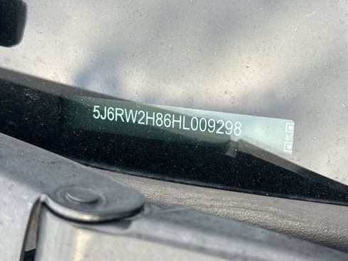 Used 2017 Honda CR-V EX-L image 3