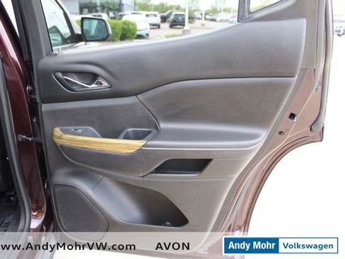 Used 2017 GMC Acadia Denali AWD/4WD image 21
