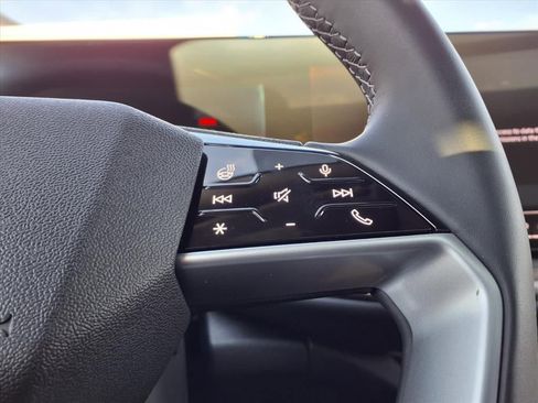 New 2025 Audi Q5 Prestige image 13