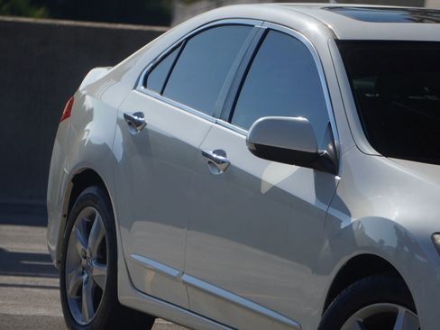 Used 2011 Acura TSX Sedan image 21