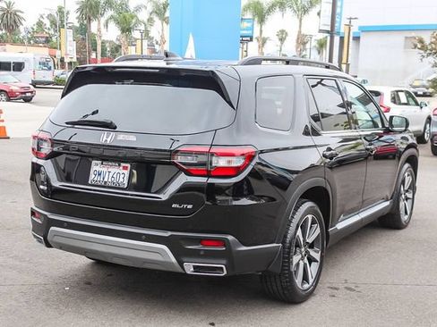 Used 2024 Honda Pilot Elite image 5