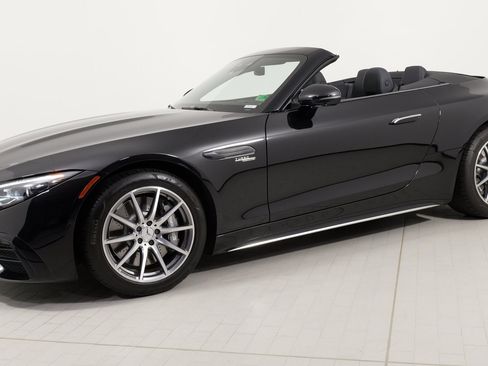 Used 2023 Mercedes-Benz SL 43 AMG image 1