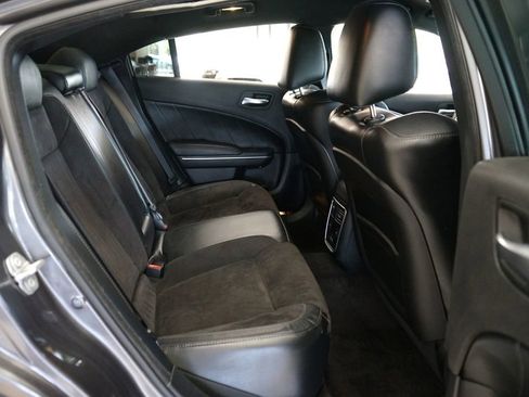 Used 2017 Dodge Charger R/T Scat Pack RWD image 13