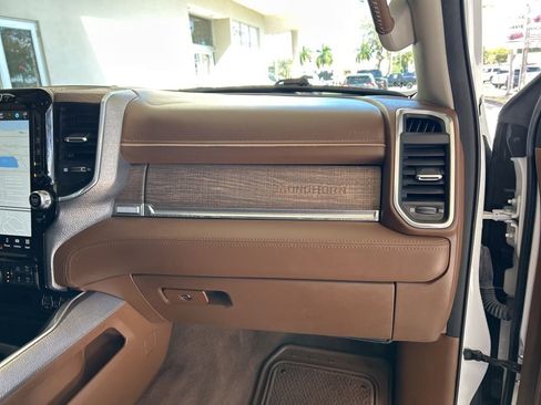 Used 2022 RAM 1500 Limited image 28