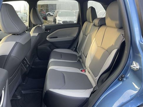 Certified 2025 Subaru Forester Limited w/ Popular Package #2 image 3
