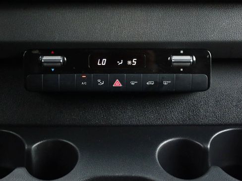 Used 2019 Mercedes-Benz Sprinter 4x4 144 image 37