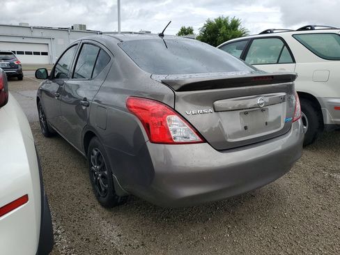 Used 2014 Nissan Versa S Plus FWD image 3