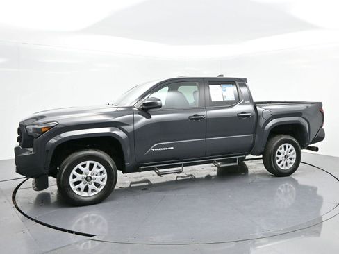 Used 2024 Toyota Tacoma SR5 image 4