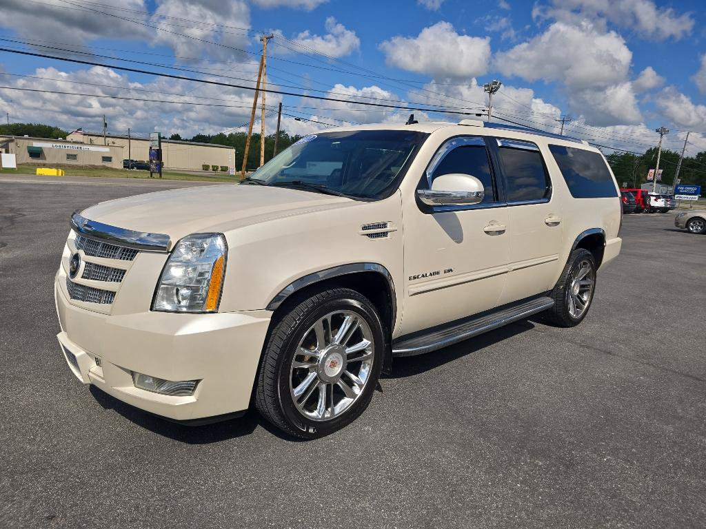 Used 2012 Cadillac Escalade ESV Luxury AWD/4WD image 2