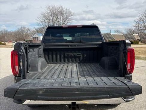 Used 2022 GMC Sierra 1500 SLT AWD/4WD image 8