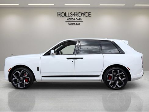 New 2026 Rolls-Royce Cullinan Black Badge AWD/4WD image 3