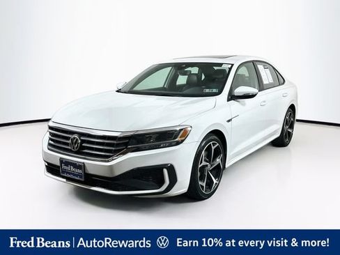 Used 2021 Volkswagen Passat 2.0T R-Line FWD image 3