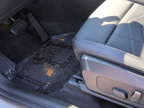 Used 2025 BMW X1 xDrive28i w/ Technology Package AWD/4WD image 17