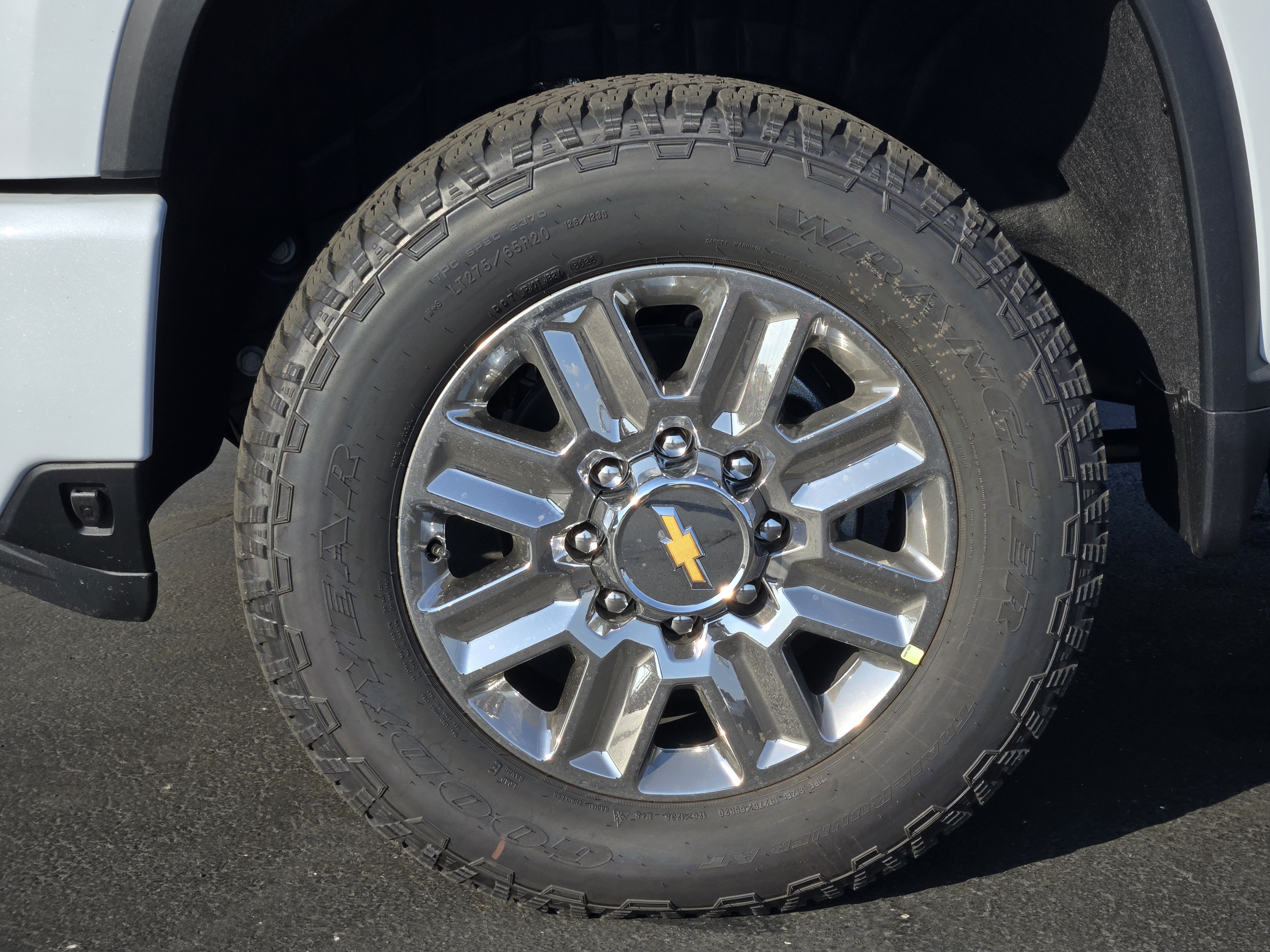 New 2026 Chevrolet Silverado 2500 High Country w/ Technology Package AWD/4WD image 9