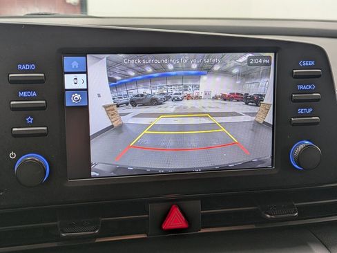 Certified 2025 Hyundai Elantra Sport image 12