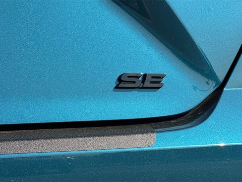 New 2025 Toyota Camry SE image 25